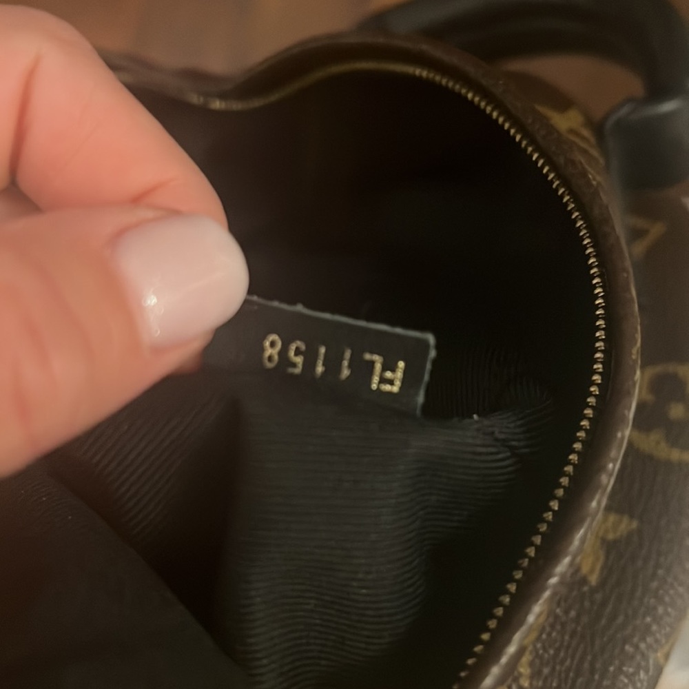 Mini lv backpack - Picture 7 of 8